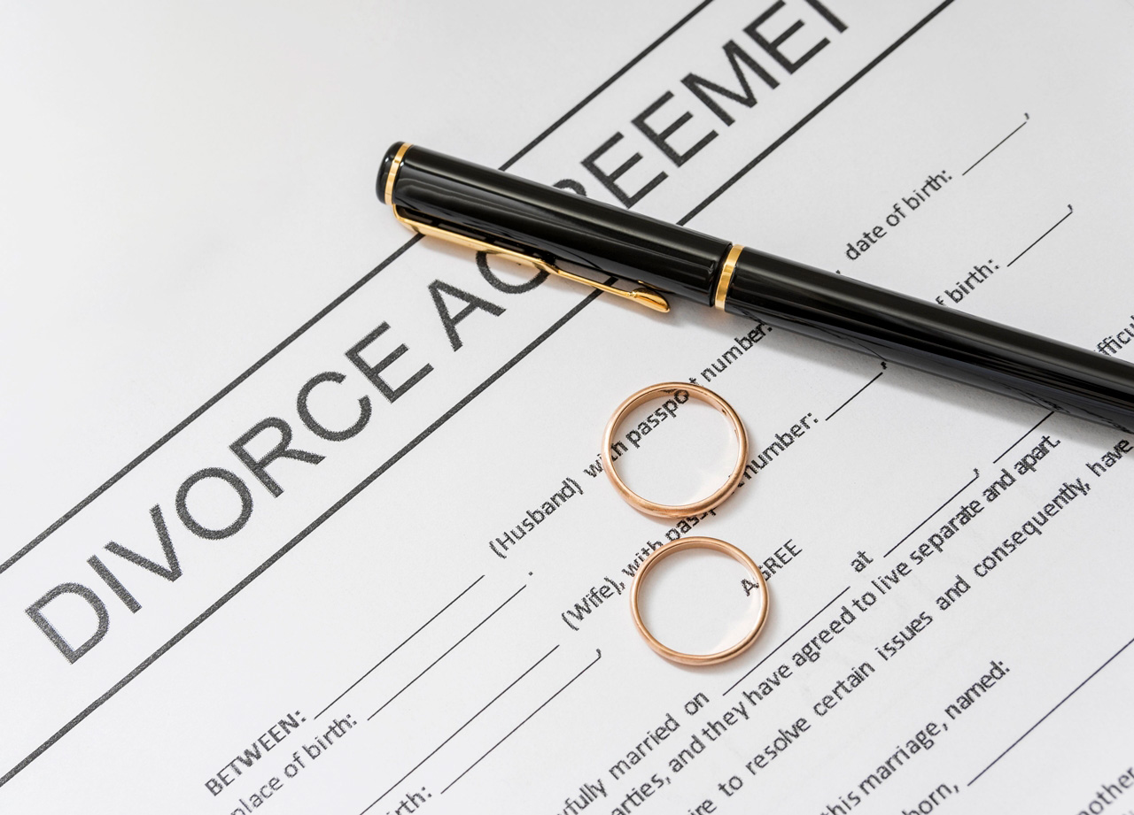 雖然法院的離婚調解本身是免費的，但若走到訴訟程序會有訴訟費與裁判費，而離婚律師費用大部份以鐘點費計算。